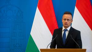 Szijjártó: A globális minimumadó munkahelyek tízezreit sodorná veszélybe Magyarországon