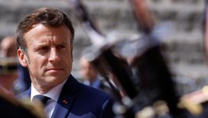 Példátlan választási eredmény után nehéz kormányzás elé néz Emmanuel Macron
