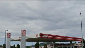 Már csak 20 litert lehet tankolni a Lukoil benzinkútjain