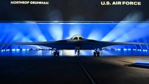 Bemutatták az amerikai légierő új lopakodó bombázóját