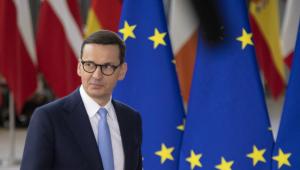 Kötelezettségszegési eljárást indít az Európai Bizottság az orosztörvény miatt Lengyelországgal szemben