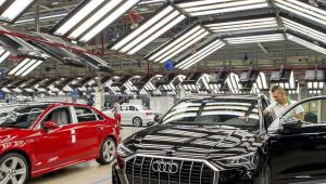 Informatikai hiba miatt állnak a Volkswagen-konszern gyárai, a győri Audi is érintett