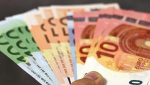 Gyengült szerdára a forint