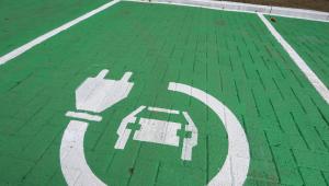90 milliárd forinttal támogatja az elektromos autózást a kormányt