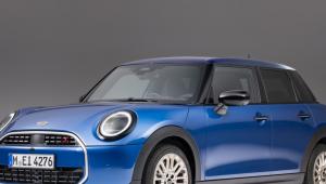 Ötajtós kivitelben is megérkezett az új Mini Cooper generáció