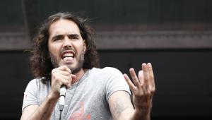 Vádemelést javasol rendőrség a szexuális erőszakkal gyanúsított Russell Brand ügyében