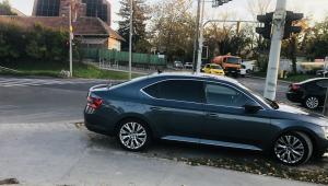 Momentum: Szili Katalin autója tilosban parkolt