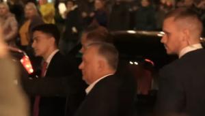 Kifütyülték Orbán Viktort; politikusok fényűző kastélyai; interjú Vitézy Dáviddal