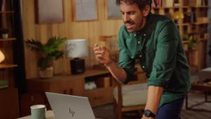 Bemutatkozott a HP következő generációs AI PC-je