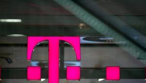 Már 410 az euró, a Deutsche Telekom bitcoint bányászik