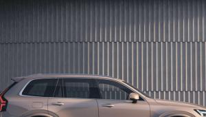 A Volvo nem engedi el még egy darabig a belső égésű motoros XC90-est