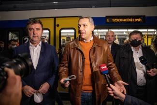 Nem igaz, hogy Márki-Zay ingyenes tram-traint ígért volna a hódmezővásárhelyieknek