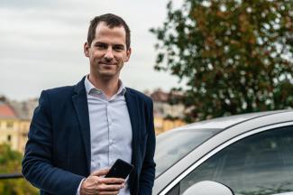 Túl sok és öreg a magyar autó – de van megoldás