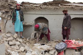 Ezer fölé nőtt az afganisztáni földrengés halálos áldozatainak száma