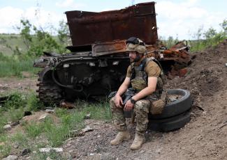 Az ukránok Liszicsanszk feladására kényszerülhetnek