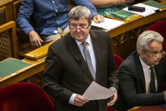 Rosszul tudja Tállai: bőven lehet a magyarnál kevesebbet adóztató államokat találni