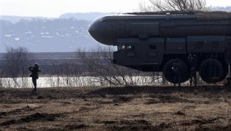 Oroszország felfüggeszti nukleáris fegyverarzenáljának amerikai ellenőrzését