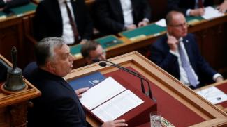 Orbán Viktor a parlamentben: Ha nem Brüsszelből kapunk pénzt, máshonnan szerzünk majd