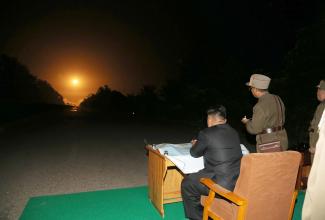 Észak-Korea kilőtt két ballisztikus rakétát, miután Kamala Harris Dél-Koreába látogatott