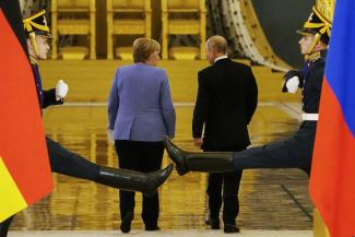 Merkel akkor jött rá, hogy nincs elég hatalma, amikor utoljára tárgyalt Putyinnal