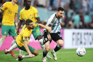 Messi 1000. tétmeccsén gólt lőtt, negyeddöntősök az argentínok