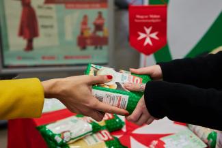 Közel 20 ezer családnak segítettek a SPAR vásárlói az idei Adni Öröm! adománygyűjtés keretében