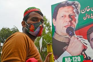 Hatalmas politikai show-val indul a volt pakisztáni kormányfő pere