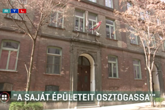 Budapest ellenzéki polgármesterei nem akarják átadni a kerületi iskolaépületek tulajdonjogát az igénylő egyházaknak