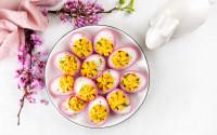 Felejtsd el a macerás díszítgetést - ezt a húsvéti tojás trükköt imádni fogod