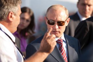 Putyin segítségére siethetnek a hasznos nyugati holdkórosok 