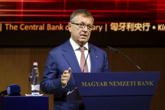 999 milliárd az MNB első féléves vesztesége