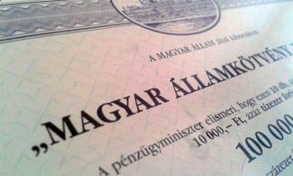 Már 395-nél áll az euró, a kötvénypiacról indul az újabb krach?