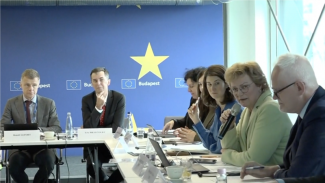 Levélben tiltakozott az Európai Parlament két bizottságának elnöke a magyar uniós források feloldásáról szóló sajtóhírek miatt