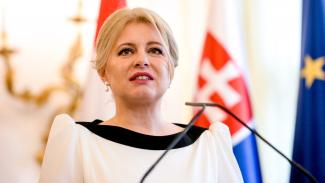 Odavágott Ficónak a szlovák államfő