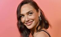 Senki nem viseli úgy a kis feketét, mint Gal Gadot: tökéletes volt benne