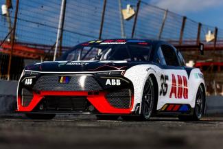 Elektromos prototípust villantott a NASCAR