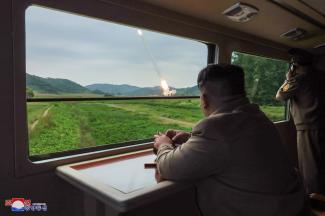Kim Jodzsong: Észak-Korea soha nem fog lemondani az atomfegyverek fejlesztéséről